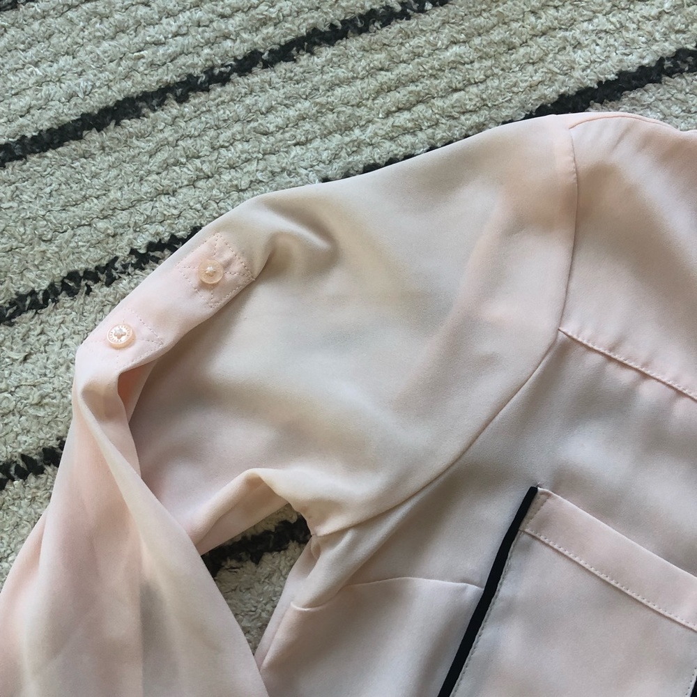 Express button down blouse - Picture 5 of 9
